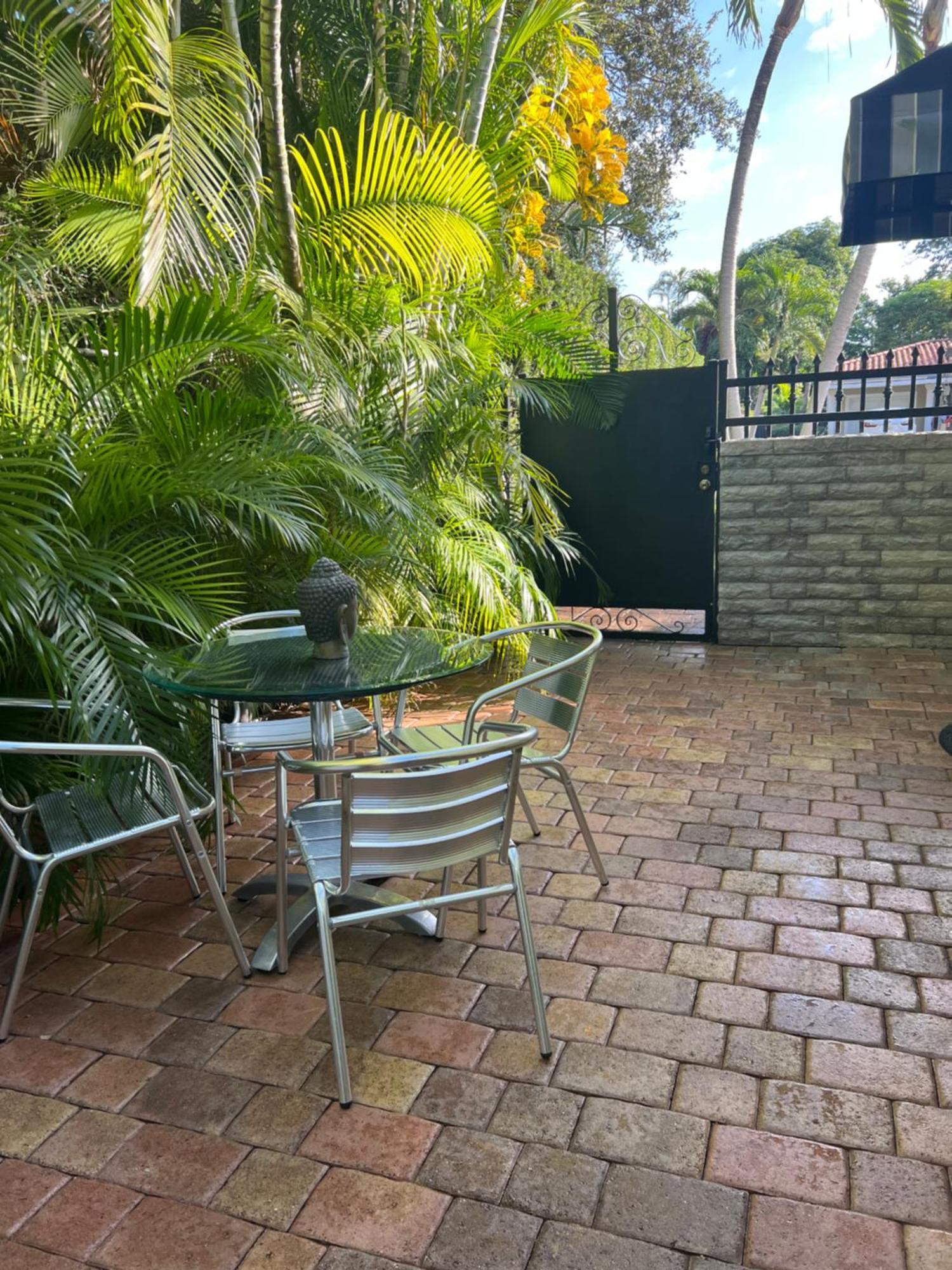 Villa Guilla North Miami Exterior foto